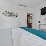 Villa Maria *