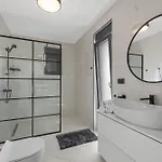 Maria Villa *