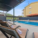 Villa Maria