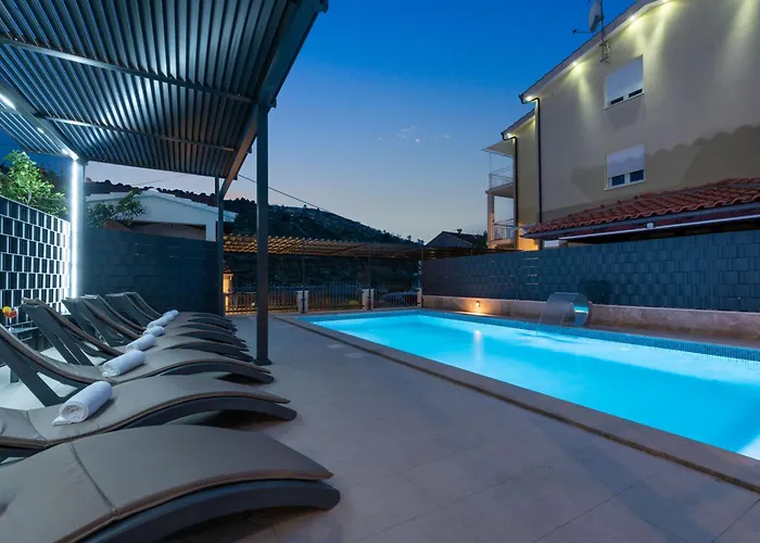 Maria Villa Podglavica