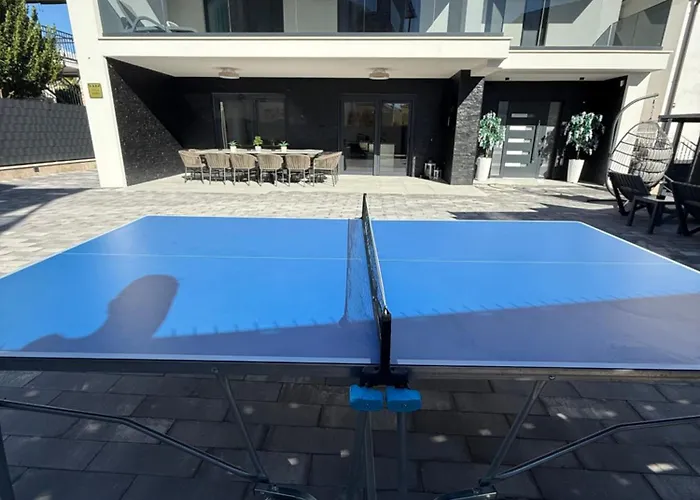 Maria Villa Podglavica